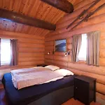 Ideal For Families 6 Bedrooms And Sauna Nyaraló *