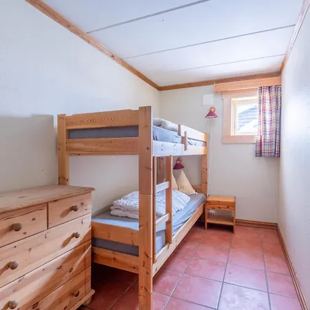 Ideal For Families 6 Bedrooms And Sauna