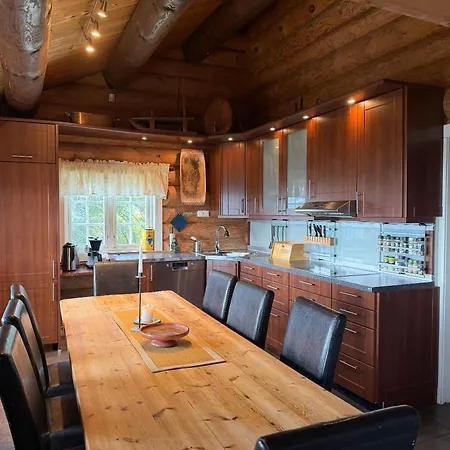 Casa de Férias Ideal For Families 6 Bedrooms And Sauna